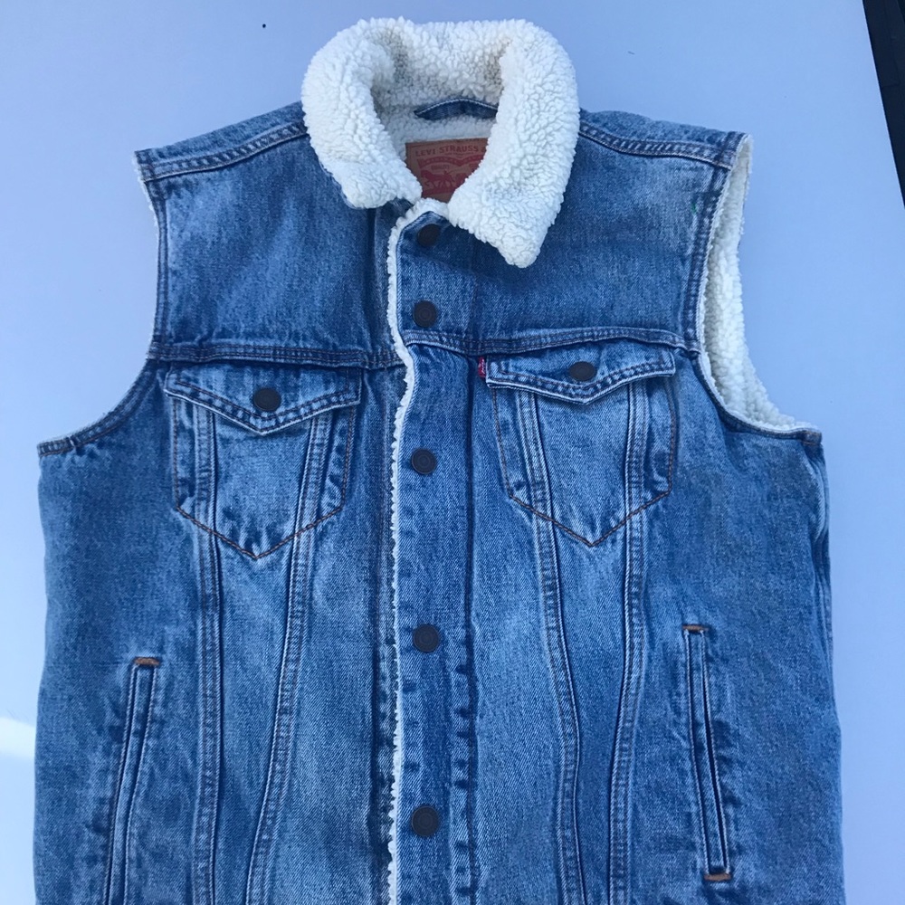Levi’s Sherpa Denim vest